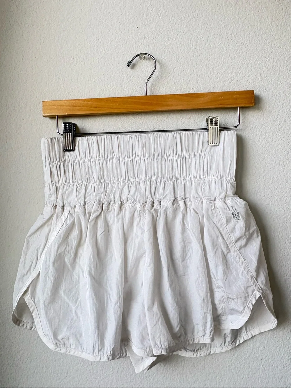 Free People Movement “The way home” white size small shorts
